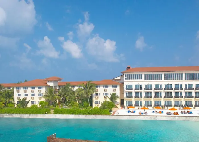 Hulhule Island Hotel- Private Beach Access & Airport Pick-Up And Drop Malé