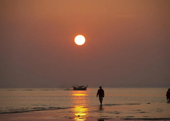 Sunrise Tropical Resort