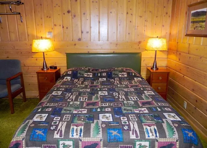 Sleepy Hollow Lodge West Yellowstone