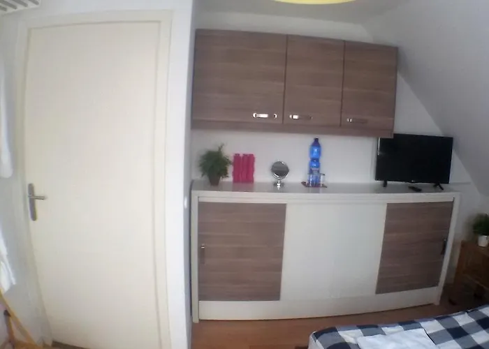 Bed And Breakfast Den Bosch Rosmalen