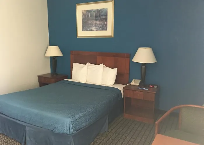 Rodeway Inn Greenfield