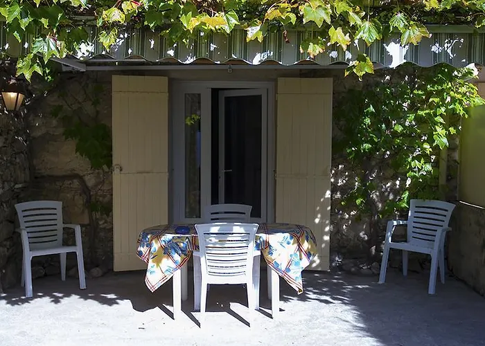 Maison d'Hôtes Lou Geneste Bollène