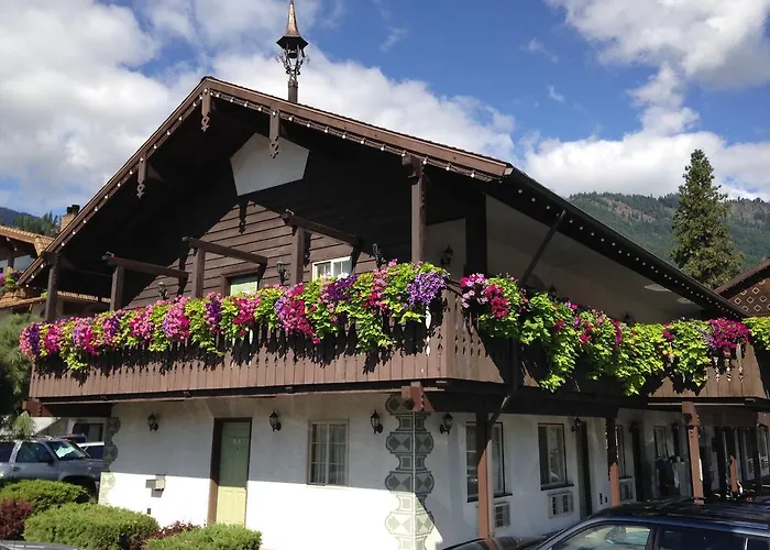 Linderhof Inn Leavenworth