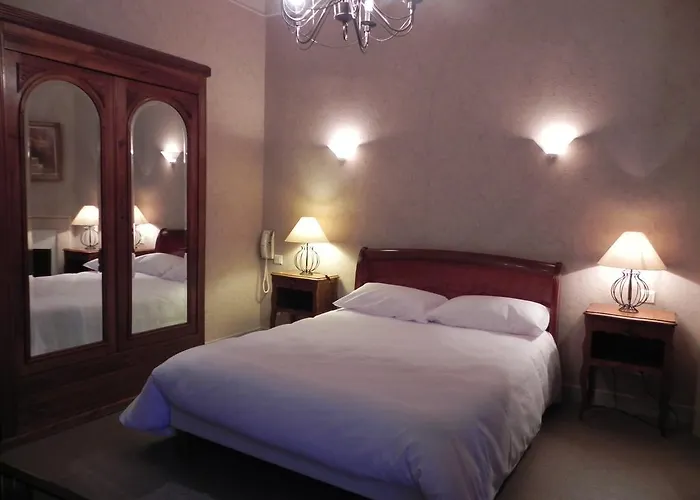 Hôtel Restaurant Le Pont Napoléon Moissac