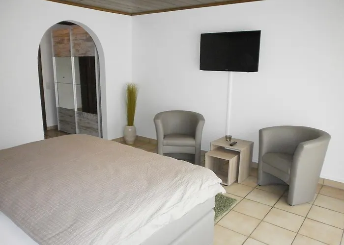 Hotel Gästehaus Lohmann Bullay