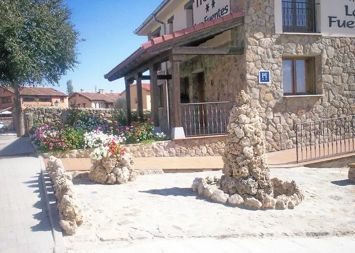 Hotel Las Fuentes Torrecaballeros