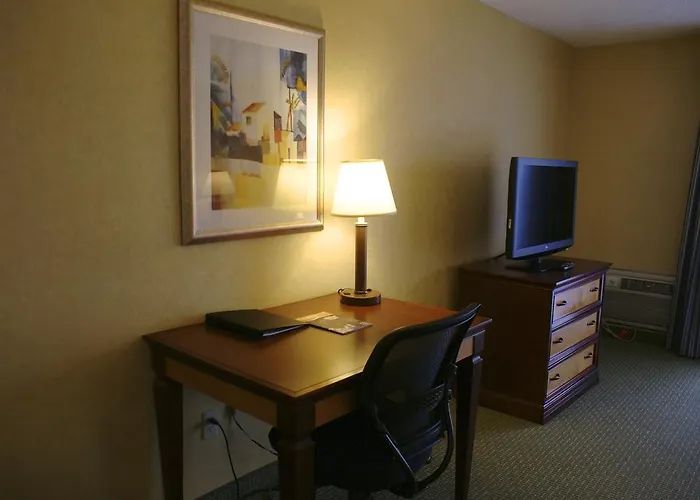 Sommerset Suites Hotel