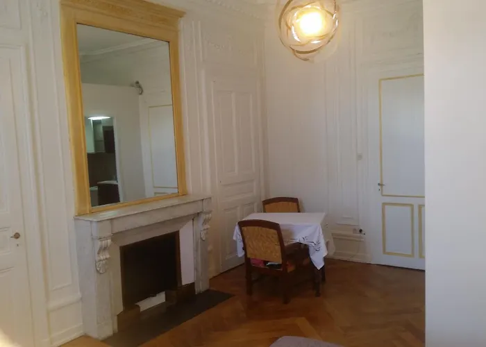 Hotel Savoy