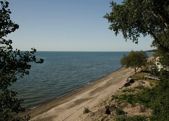 Brennan Beach Lakeview Park Model 1 Pulaski