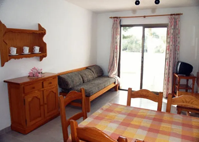 Apartamentos Blanco Sol Cala Vadella 