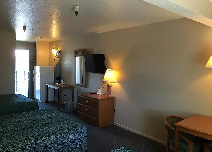 Applegate Inn Atwater