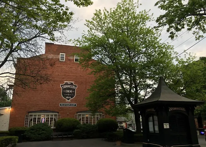 The Tunnicliff Inn Cooperstown