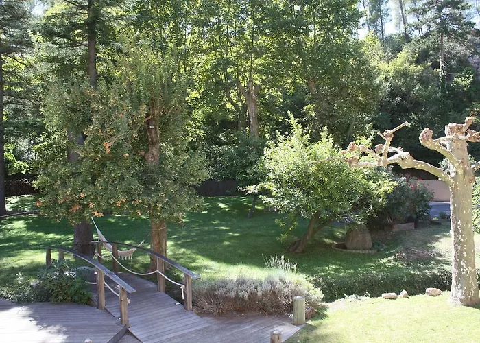 B&B Le Manoir De Gémenos