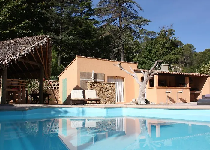 B&B Le Manoir De Gémenos