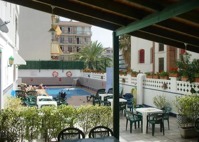 Casablanca Suites Apts Only Adults Calella