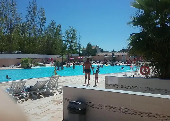 Hotel Les Sables Du Midi à Sérignan