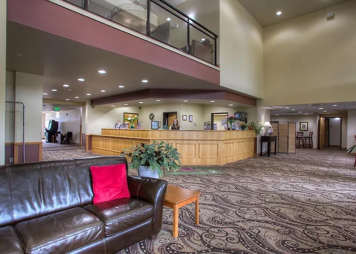 Quinault Sweet Grass Hotel