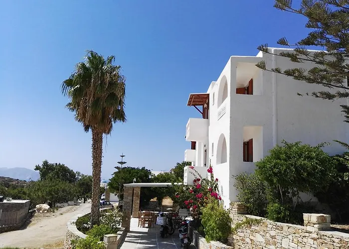 Village Twins 1 Chora 