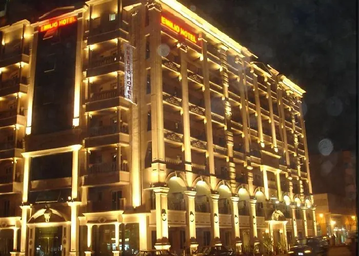 Emilio Hotel Luxor