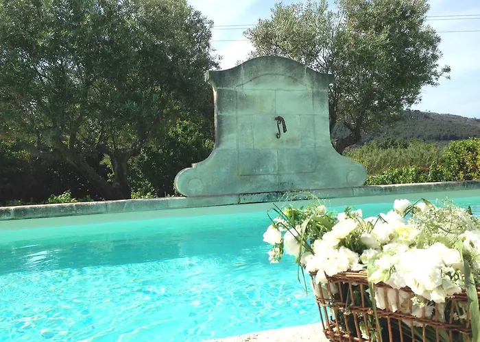 Bed and Breakfast Bastide de Fontvieille à Saint-Cyr-sur-Mer