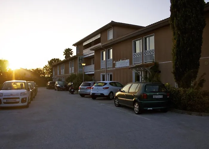 Best Western Plus Hyères Côte D'Azur