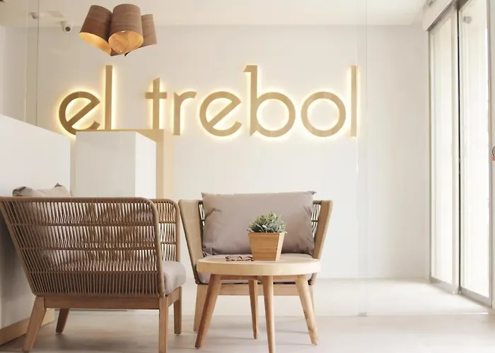 El Trebol Bar & Hotel Only Adults Carboneras