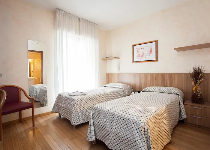 Residence Desenzano Milan