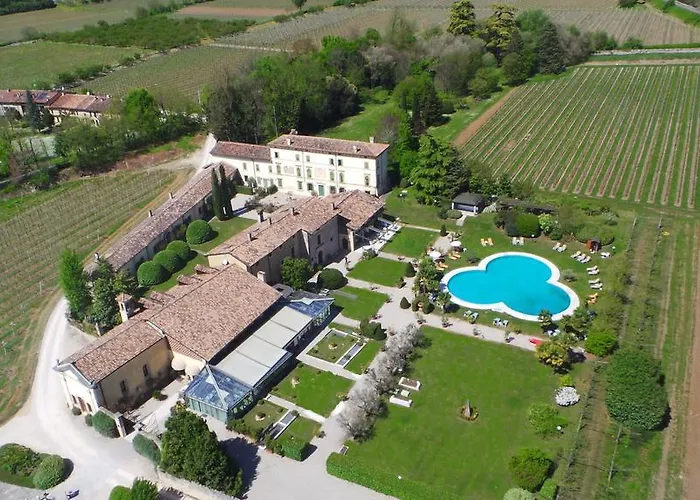 Hotel Villa Del Quar