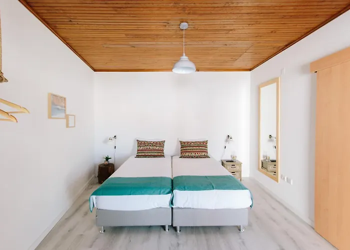 Zulla Nazaré`s Surf Village