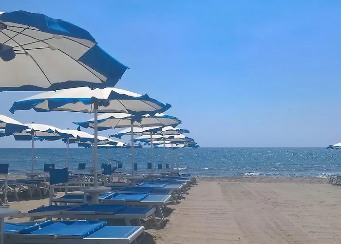 Bedrooms Venezia con accesso spiaggia Marina Di Carrara