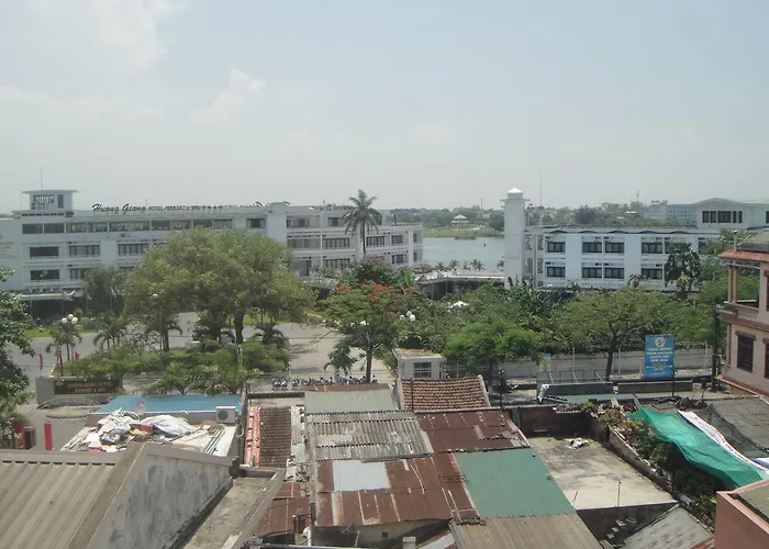 Holiday Diamond Hotel
