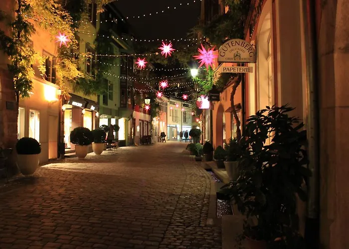 Kreuzblume Hotel & Restaurant Freiburg im Breisgau