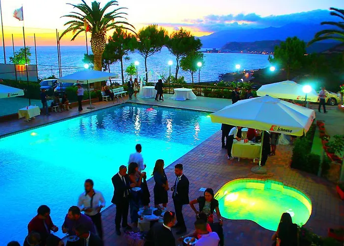 Turas Club Case Vacanze Bosa