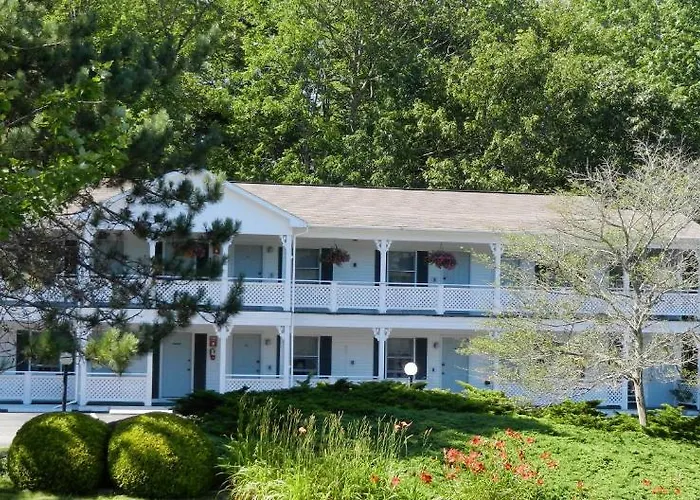 Cedar Crest Inn Camden