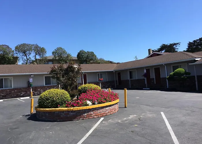Old Marina Inn