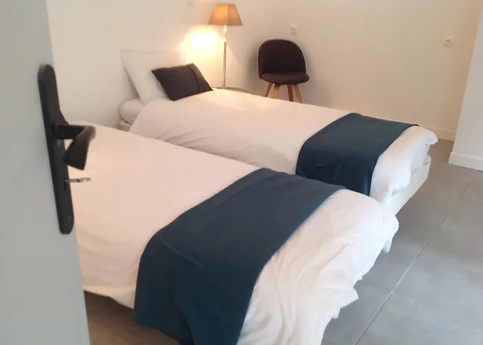 B&B Le Fond De La Cour Honfleur