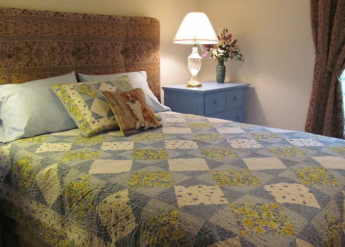 Lord Carlton Country Manor House Bed & Breakfast Port Crescent