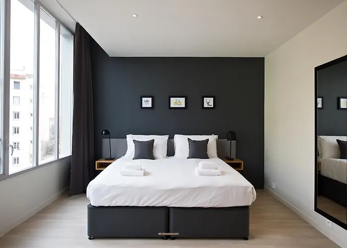 Staycity Aparthotels Rue Garibaldi