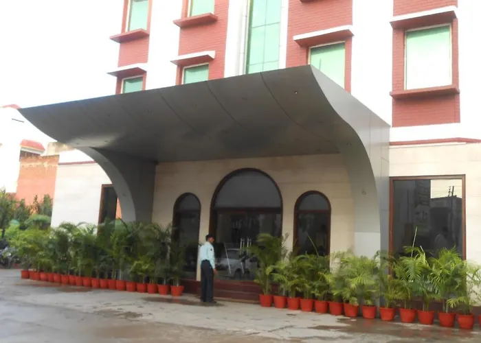 Hotel Siddharth Varanasi