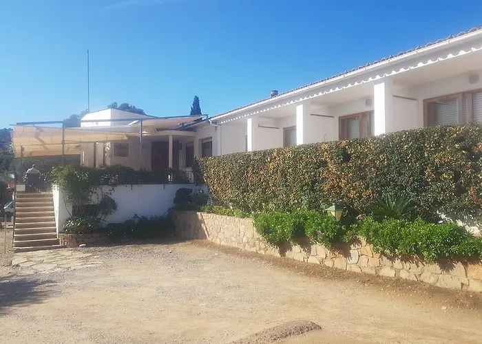 Hostal Ondina Begur
