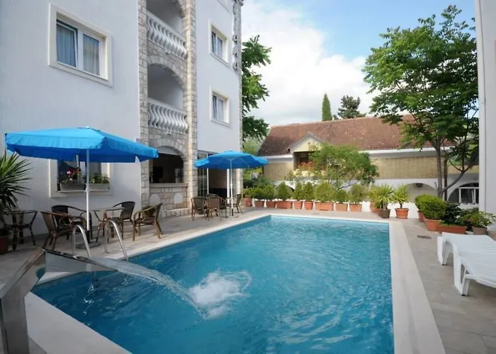 Apartment Ana Budua