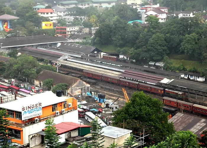 Hotel Hilltop Kandy