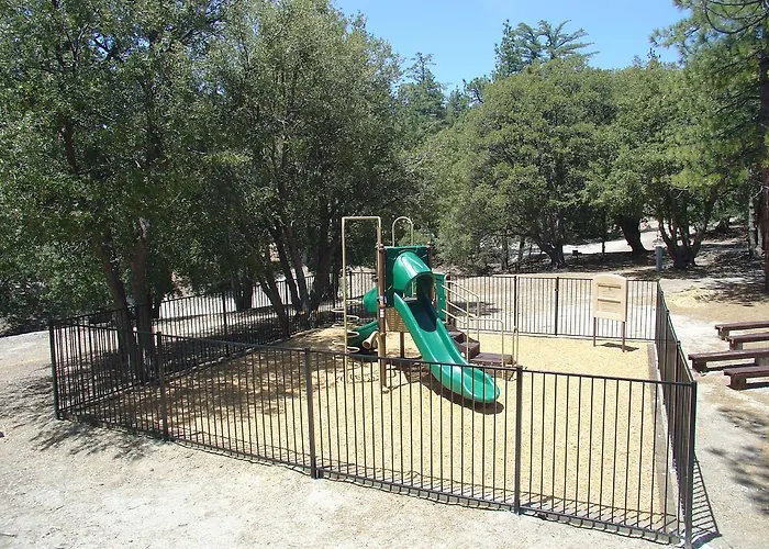 Idyllwild Camping Resort Cottage
