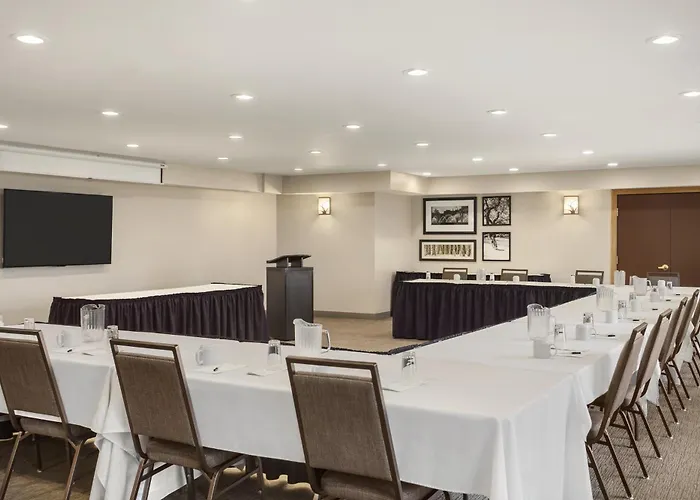Country Inn & Suites By Radisson, Ames, Ia