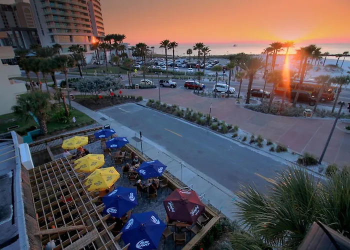 Seaside Inn & Suites