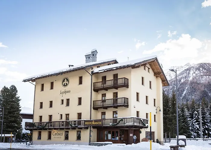 Hotel Lyshaus Gressoney-Saint-Jean