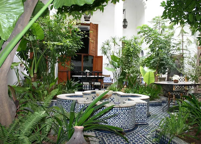 Riad Lune Et Soleil