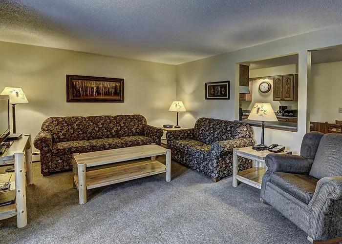 Lake Forest Resort Eagle River