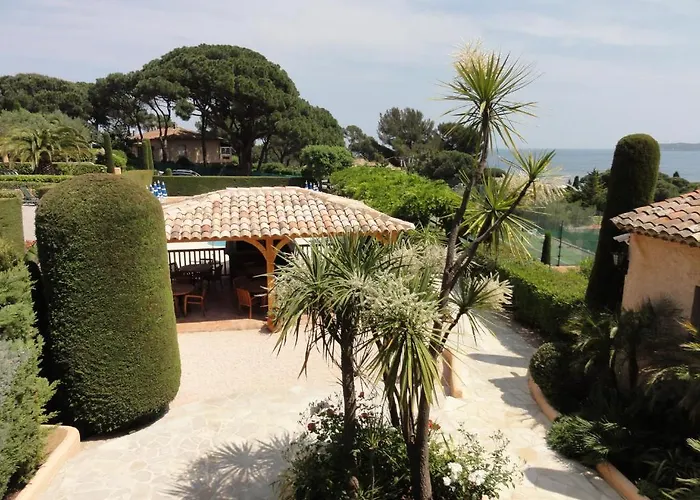 Le Mas Des Oliviers Sainte-Maxime