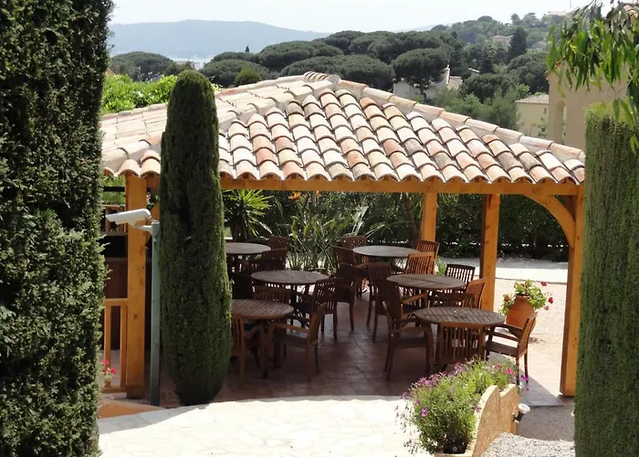 Le Mas Des Oliviers Sainte-Maxime